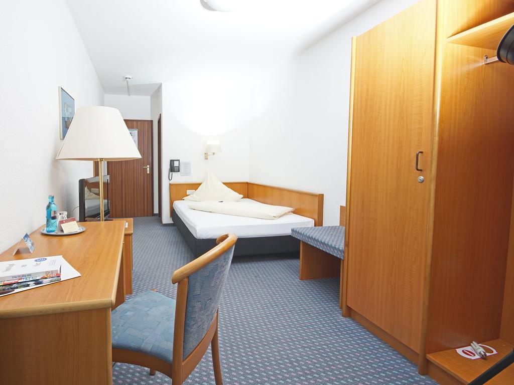 City Hotel Mark Michelstadt Room photo