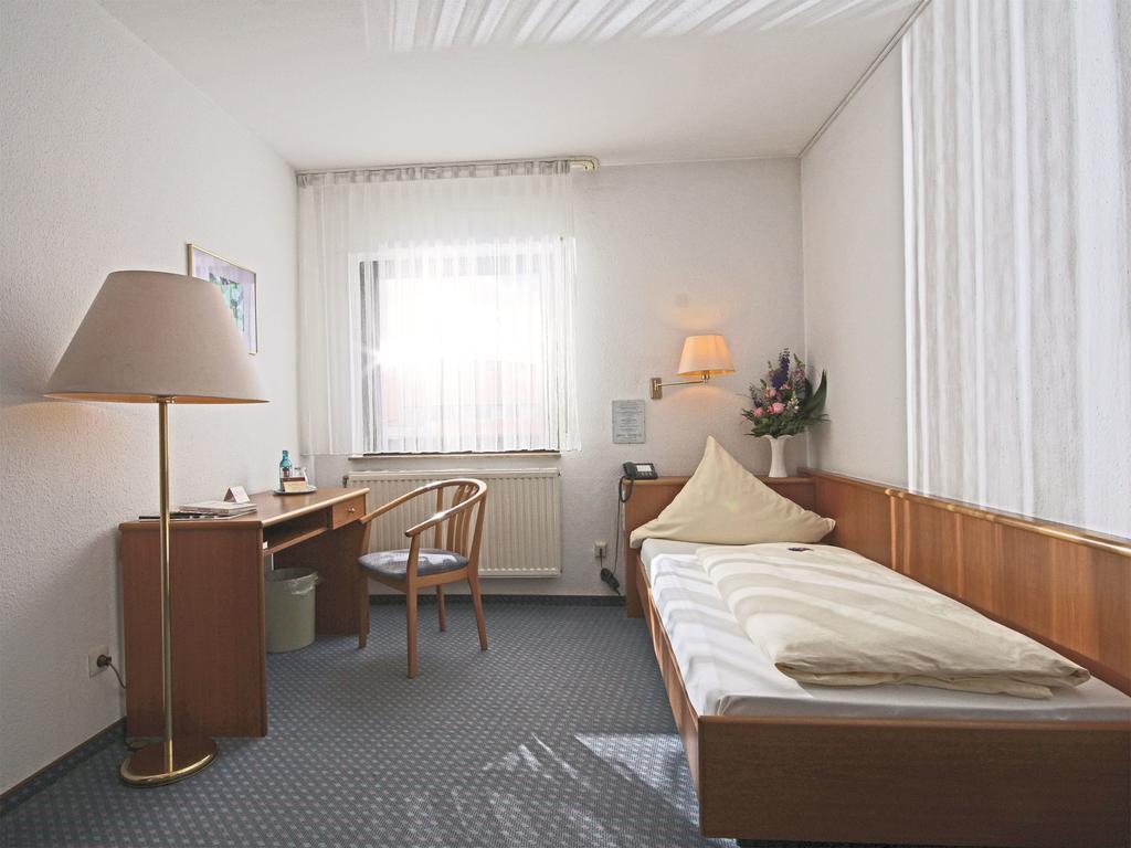 City Hotel Mark Michelstadt Room photo