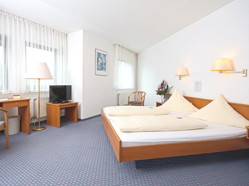 City Hotel Mark Michelstadt Room photo